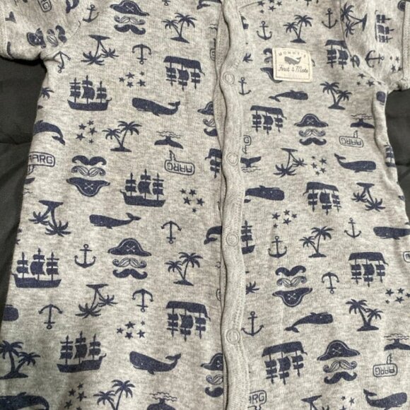 Carter's Romper - Picture 5 of 5